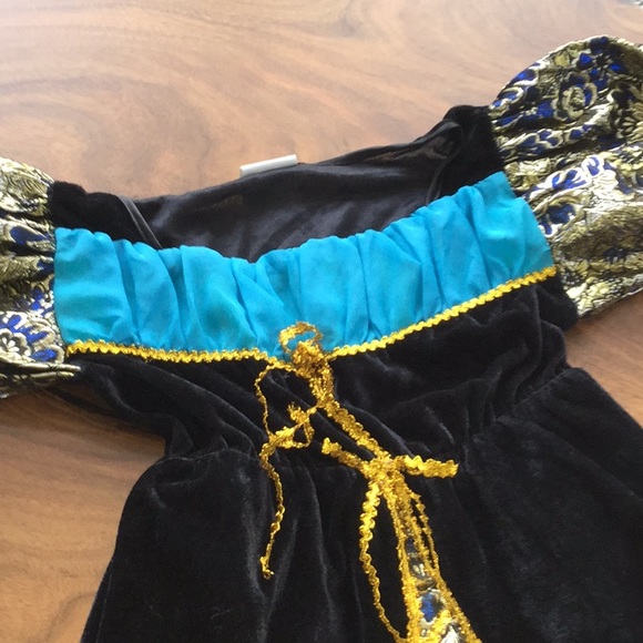 Princess dress up - Picture 3 of 4